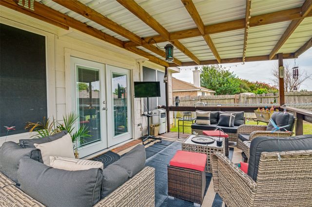 1717 Berkeley Drive, Glenn Heights, TX 75154