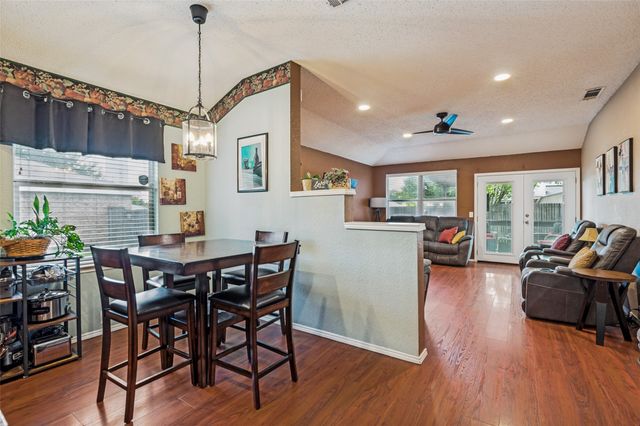 1717 Berkeley Drive, Glenn Heights, TX 75154