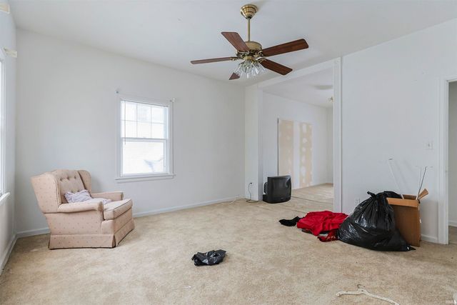 415 Lincoln Way, South Bend, IN 46601