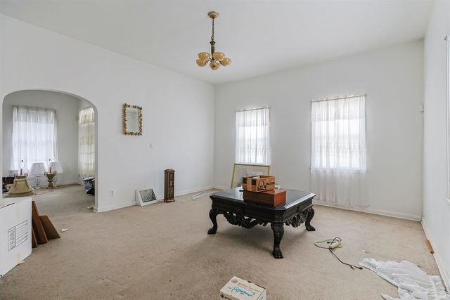 415 Lincoln Way, South Bend, IN 46601