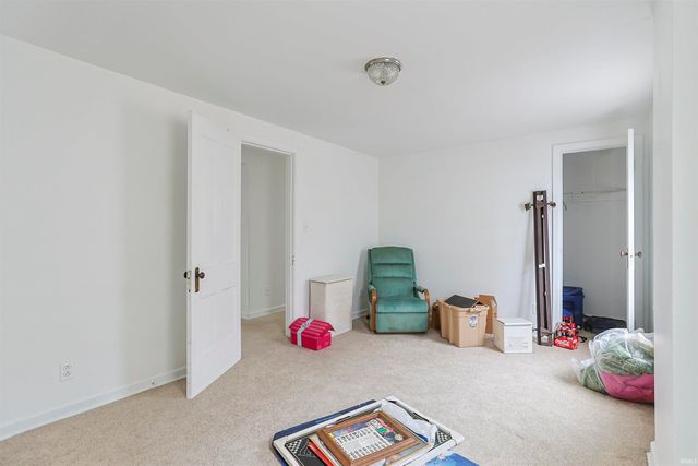 415 Lincoln Way, South Bend, IN 46601