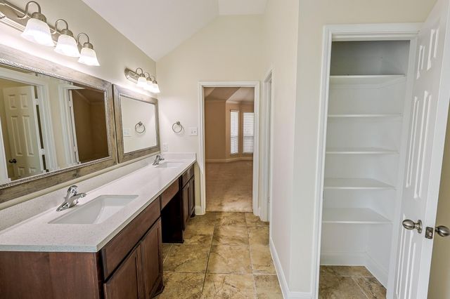 11050 Crawford Circle, Montgomery, TX 77316