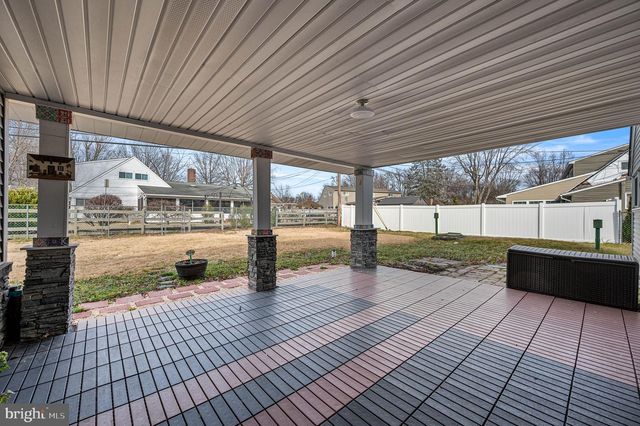 169 FORSYTHIA DR N, Levittown, PA 19056