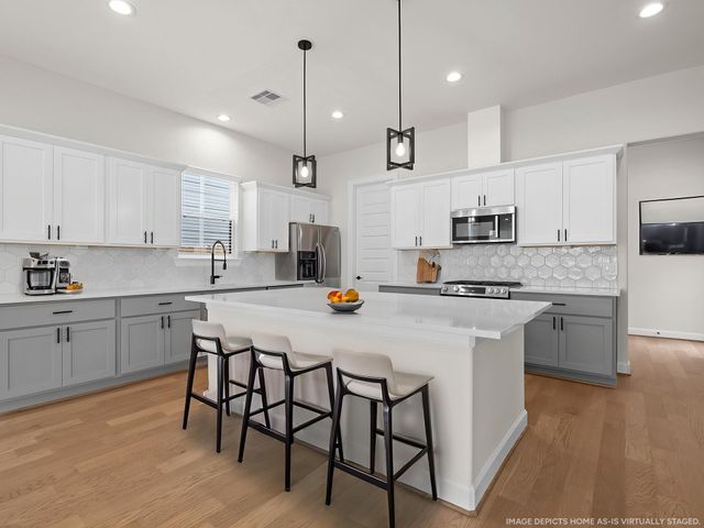 7208 Shadyvilla Lane, Houston, TX 77055