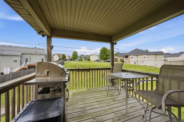 153 Gainsway Drive, Nicholasville, KY 40356