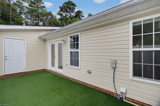 7844 Woodpark Drive, High Point, NC 27265