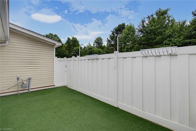 7844 Woodpark Drive, High Point, NC 27265