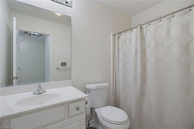 7844 Woodpark Drive, High Point, NC 27265