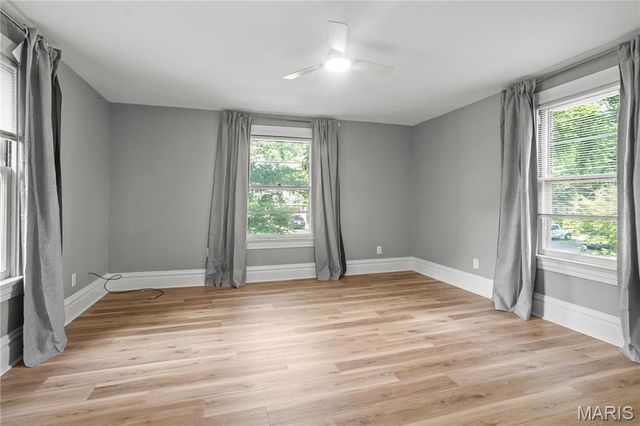 419 S Van Buren Avenue, Kirkwood, MO 63122