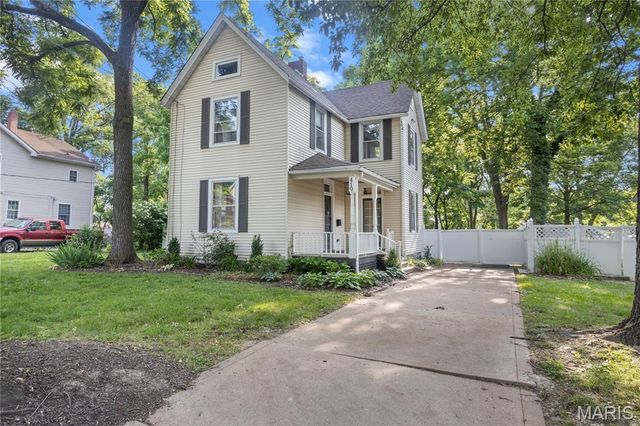 419 S Van Buren Avenue, Kirkwood, MO 63122