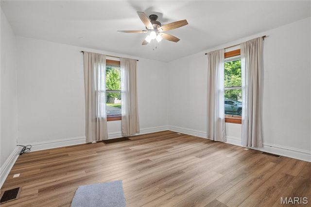 419 S Van Buren Avenue, Kirkwood, MO 63122