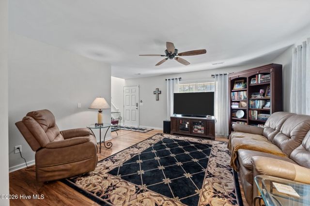 309 Osprey Point Drive, Sneads Ferry, NC 28460