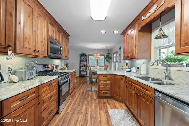 309 Osprey Point Drive, Sneads Ferry, NC 28460