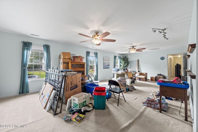 309 Osprey Point Drive, Sneads Ferry, NC 28460