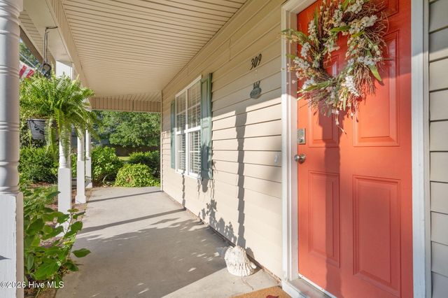 309 Osprey Point Drive, Sneads Ferry, NC 28460