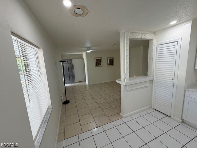 5831 Casablanca CT, Fort Myers, FL 33919