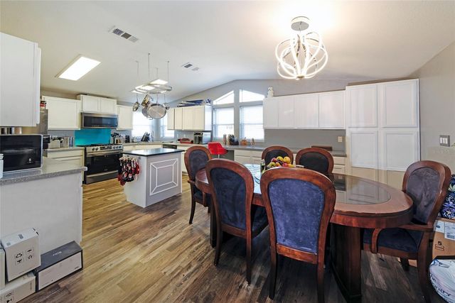 5351 NE 121ST TERRACE, Williston, FL 32696