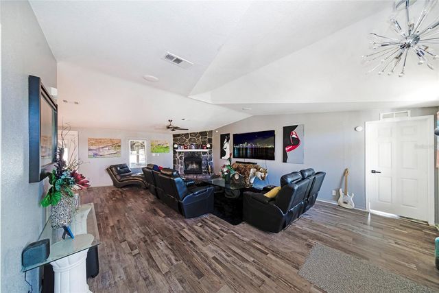 5351 NE 121ST TERRACE, Williston, FL 32696