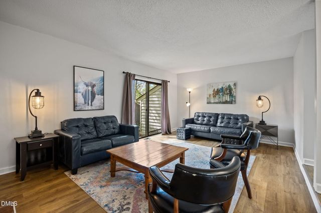 6422 English Oaks Drive, Raleigh, NC 27615