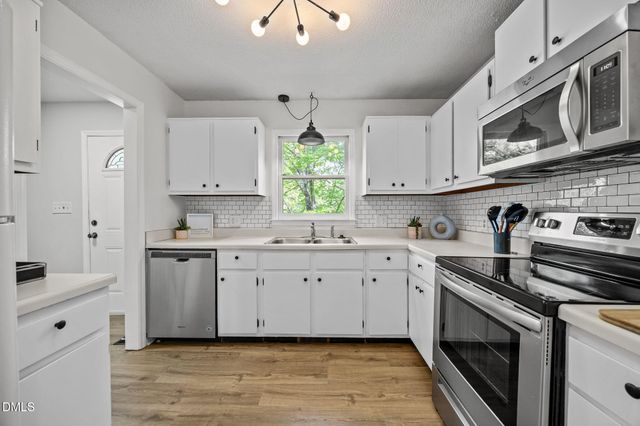 6422 English Oaks Drive, Raleigh, NC 27615