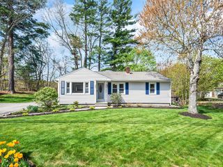 665 Main St, Oxford, MA 01537
