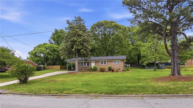 104 Jacklyn Court, High Point, NC 27265