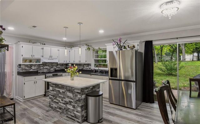 104 Jacklyn Court, High Point, NC 27265