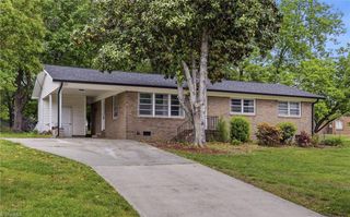 104 Jacklyn Court, High Point, NC 27265