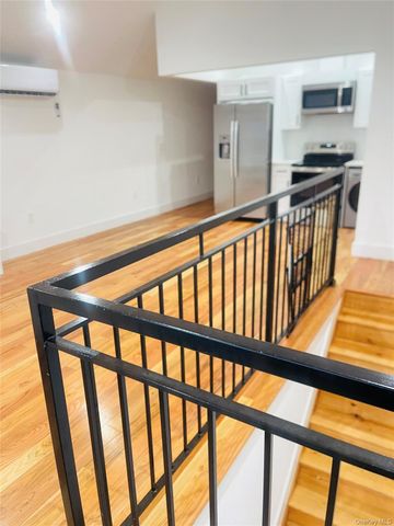 157 Beach 25th 2nd Floor, Far Rockaway, NY 11691