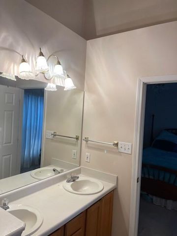 180 Pecan Ridge Drive, Fayetteville, GA 30215