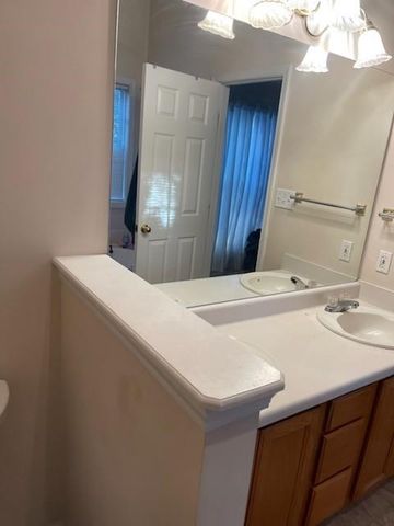 180 Pecan Ridge Drive, Fayetteville, GA 30215