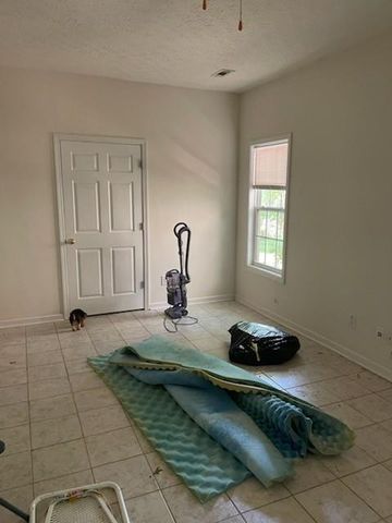180 Pecan Ridge Drive, Fayetteville, GA 30215