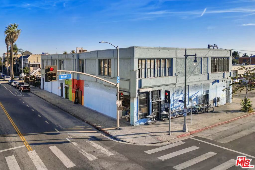 2600 S Main Street, Los Angeles, CA 90007 — exterior