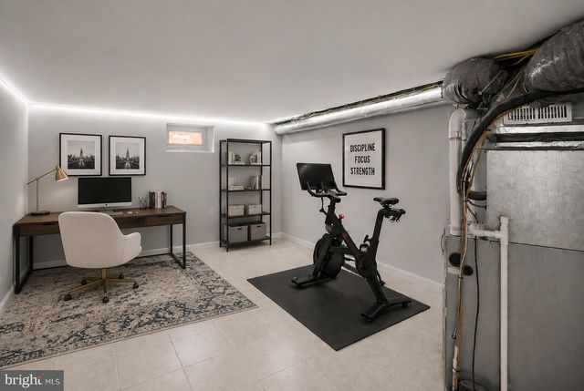 1648 KRAMER ST NE, Washington, DC 20002