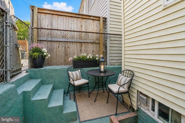 1648 KRAMER ST NE, Washington, DC 20002