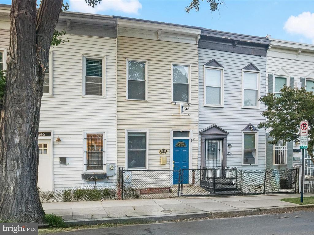1648 KRAMER ST NE, Washington, DC 20002