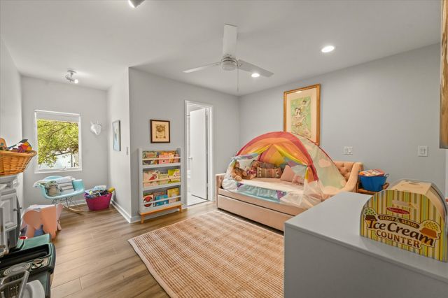 4231 Travis Street 29, Dallas, TX 75205