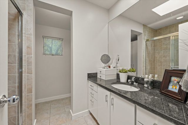 4231 Travis Street 29, Dallas, TX 75205