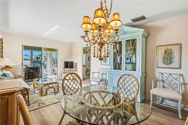 379 N Grove Isle Circle 379, Vero Beach, FL 32962