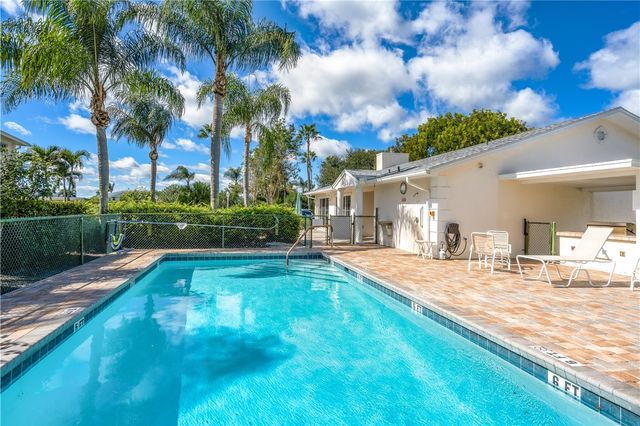 379 N Grove Isle Circle 379, Vero Beach, FL 32962