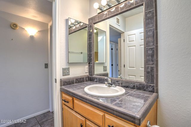 3046 S Cole Circle, Tucson, AZ 85713