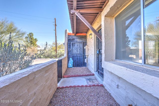 3046 S Cole Circle, Tucson, AZ 85713