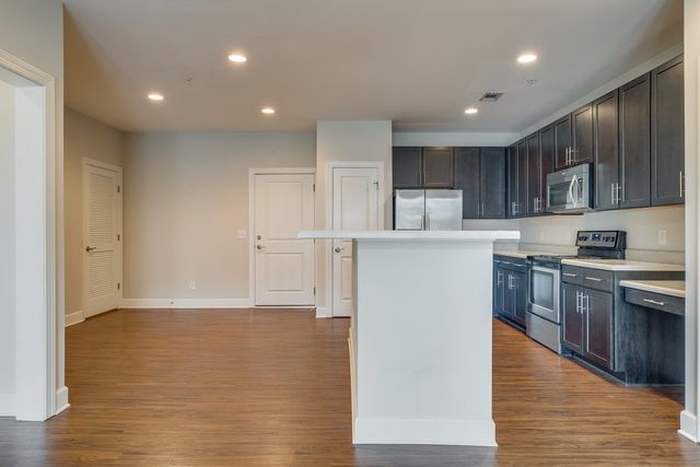 700 Wedgewood Park Apt 407, Nashville, TN 37203