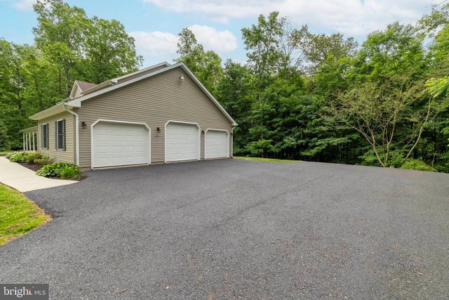 2511 CAMP ROCK HILL RD, Quakertown, PA 18951