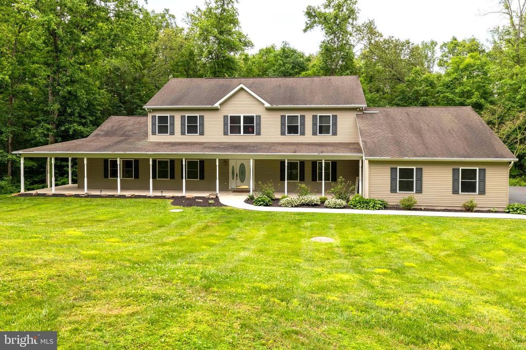 2511 CAMP ROCK HILL RD, Quakertown, PA 18951