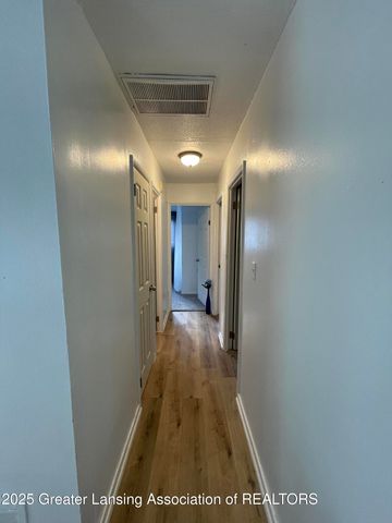 2816 Greenbelt Drive, Lansing, MI 48911