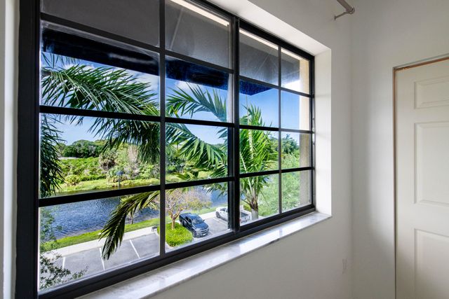 4907 Midtown Lane 1411, Palm Beach Gardens, FL 33418