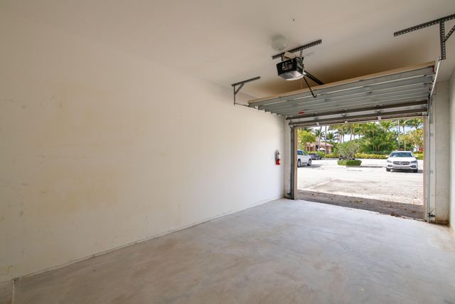 4907 Midtown Lane 1411, Palm Beach Gardens, FL 33418