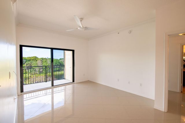 4907 Midtown Lane 1411, Palm Beach Gardens, FL 33418