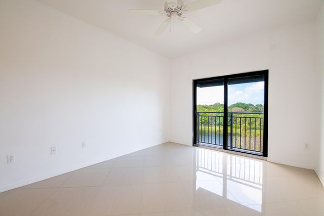 4907 Midtown Lane 1411, Palm Beach Gardens, FL 33418